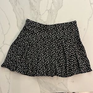 Hollister Ultra High-Rise Floral Mini Skort
